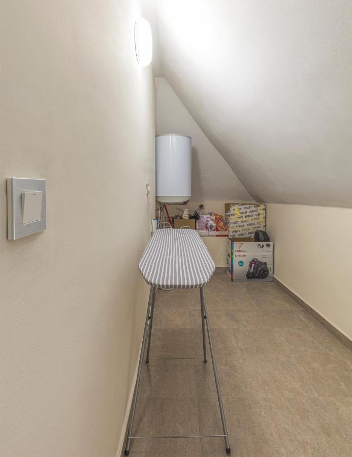 Fancy 1Bd Penthouse With Terrace Near The Centre By Flat Mаnager Lägenhet Plovdiv Exteriör bild
