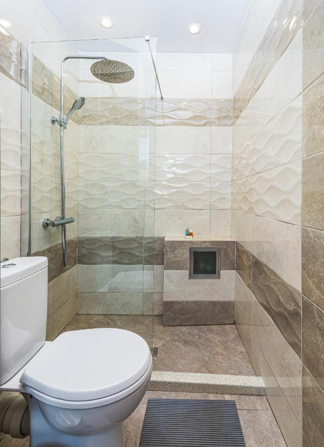 Fancy 1Bd Penthouse With Terrace Near The Centre By Flat Mаnager Lägenhet Plovdiv Exteriör bild