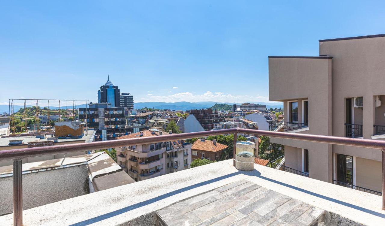 Fancy 1Bd Penthouse With Terrace Near The Centre By Flat Mаnager Lägenhet Plovdiv Exteriör bild